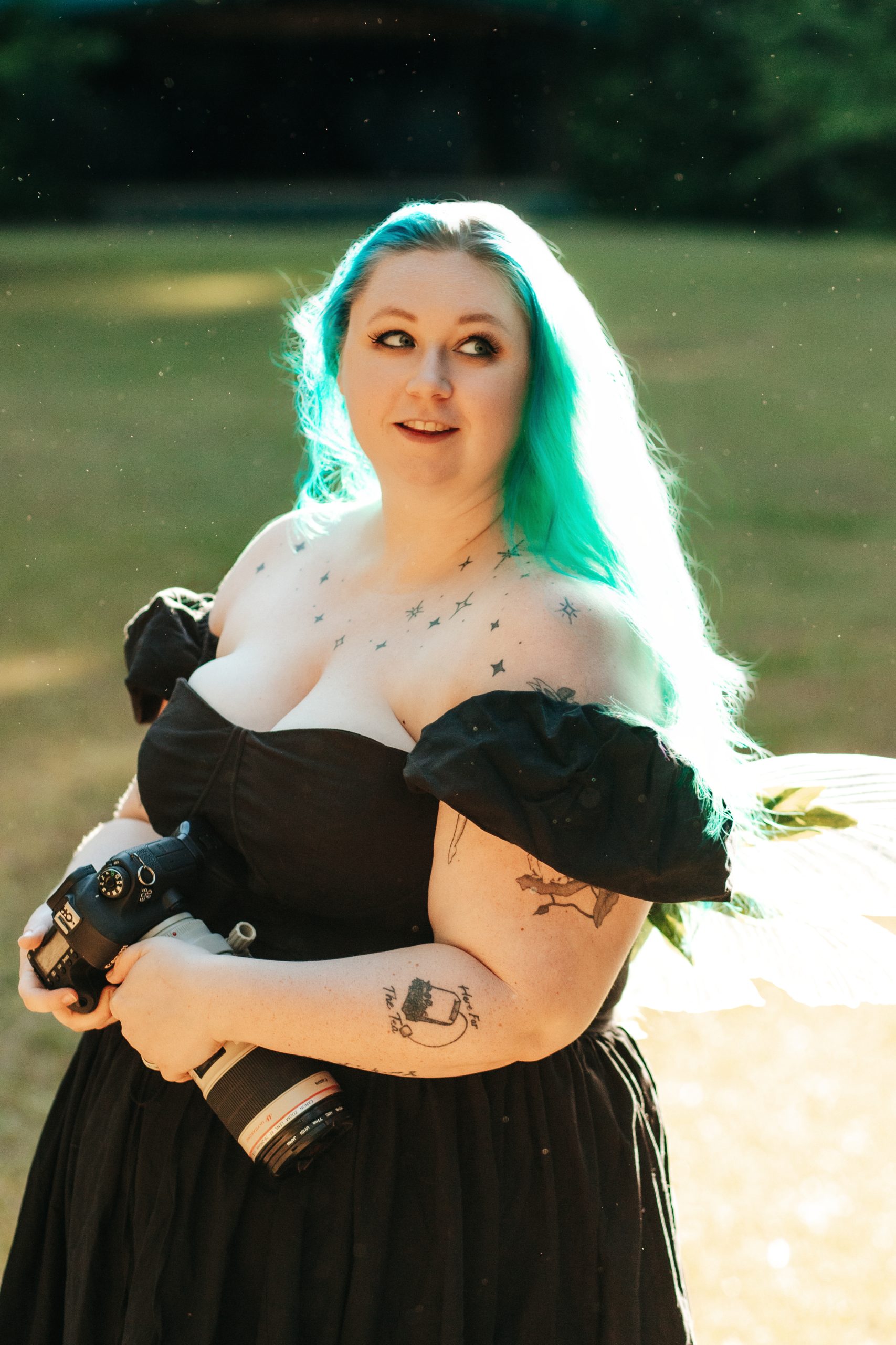 image of cassie the owner and photograoher of cassie rae design
